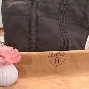 Hermès Textured Black and Silver Zipper Detail